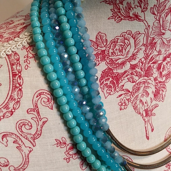 Suzy Shier statement necklace - Picture 3 of 5